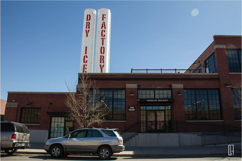 สถาปัตยกรรมพลิกแหล่งอุตสาหกรรม ให้เป็นย่าน Hangout มัน ๆ ที่ RINO Art District, Denver